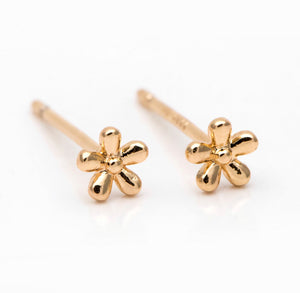 Flower Stud - Gold Earrings